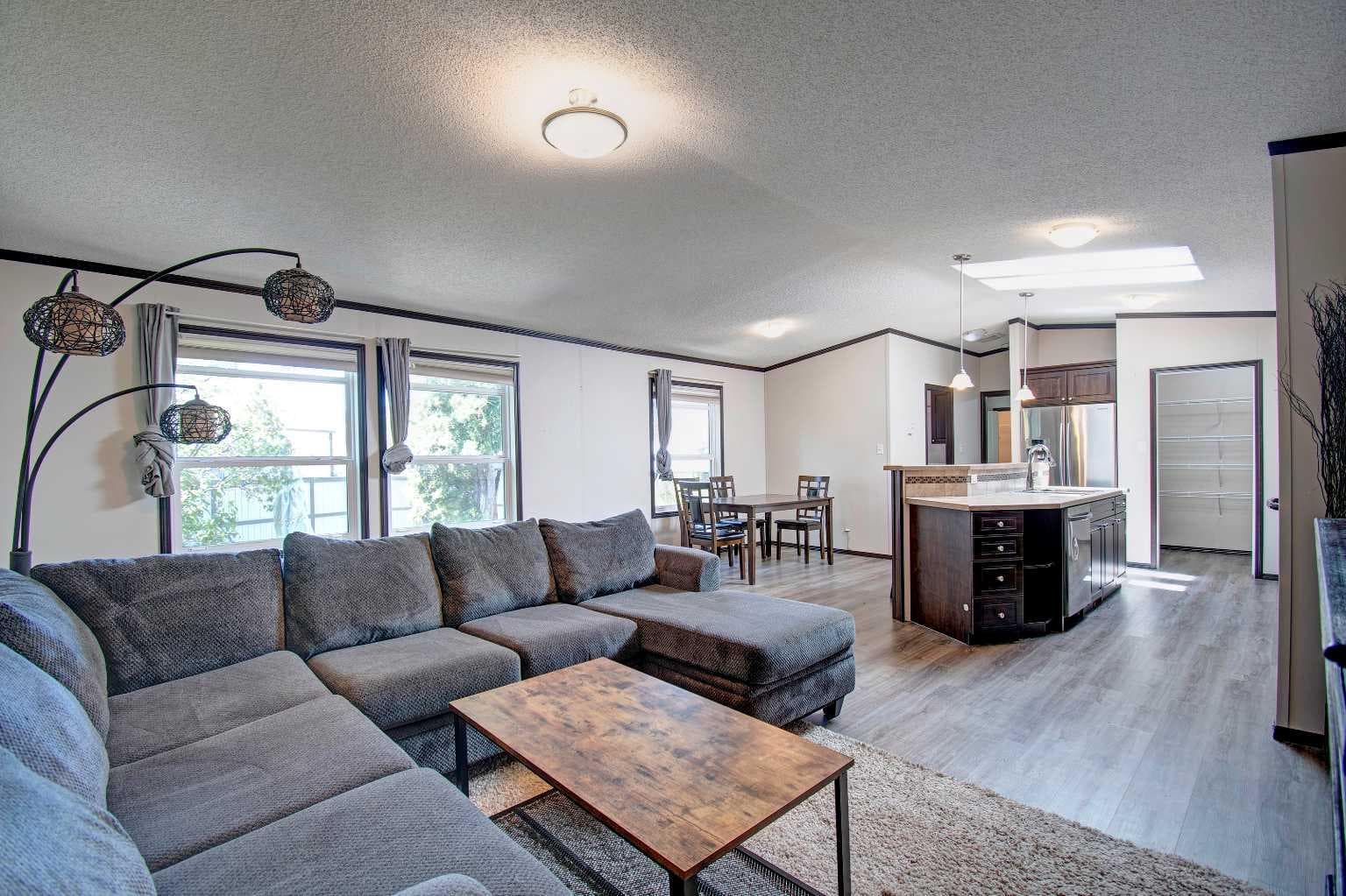 24 Spring Dale Court SE