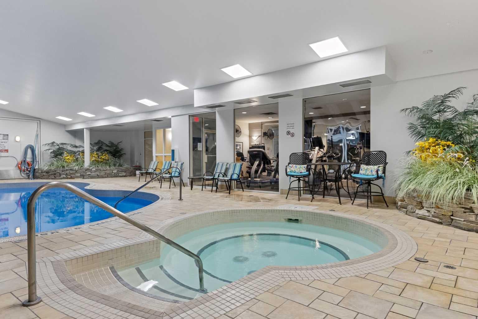 204, 4603 Varsity Drive NW