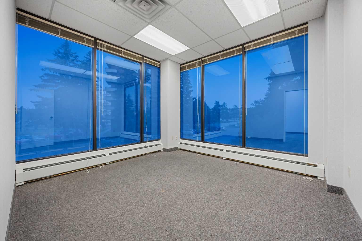 204, 4603 Varsity Drive NW