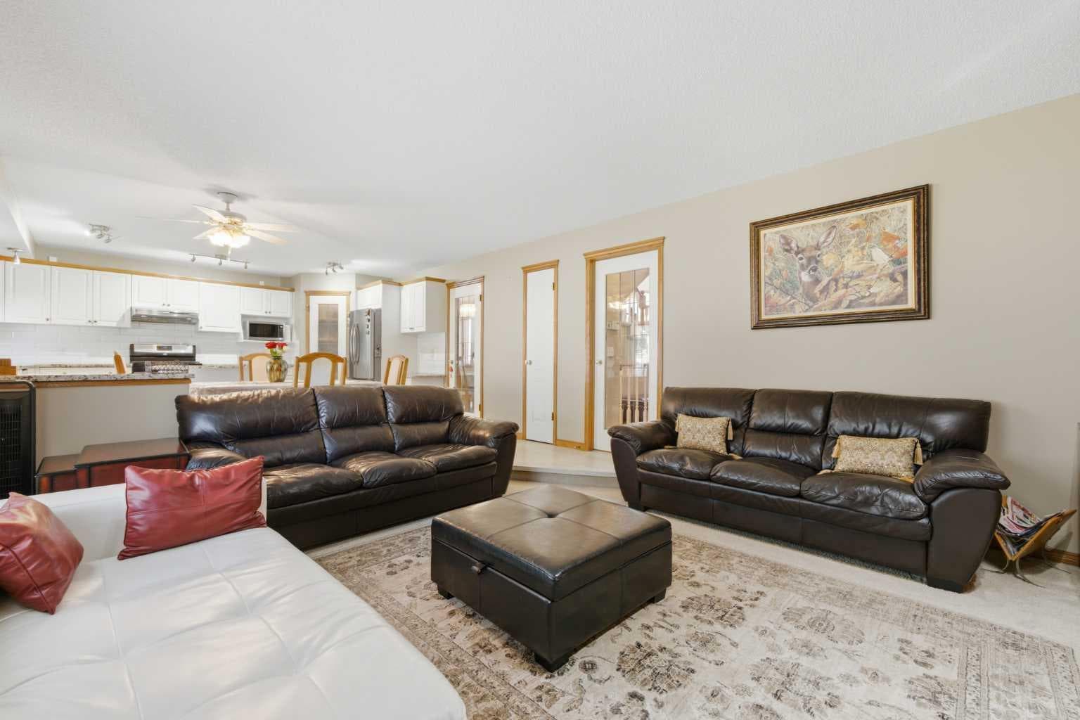 71 Woodpark Close SW