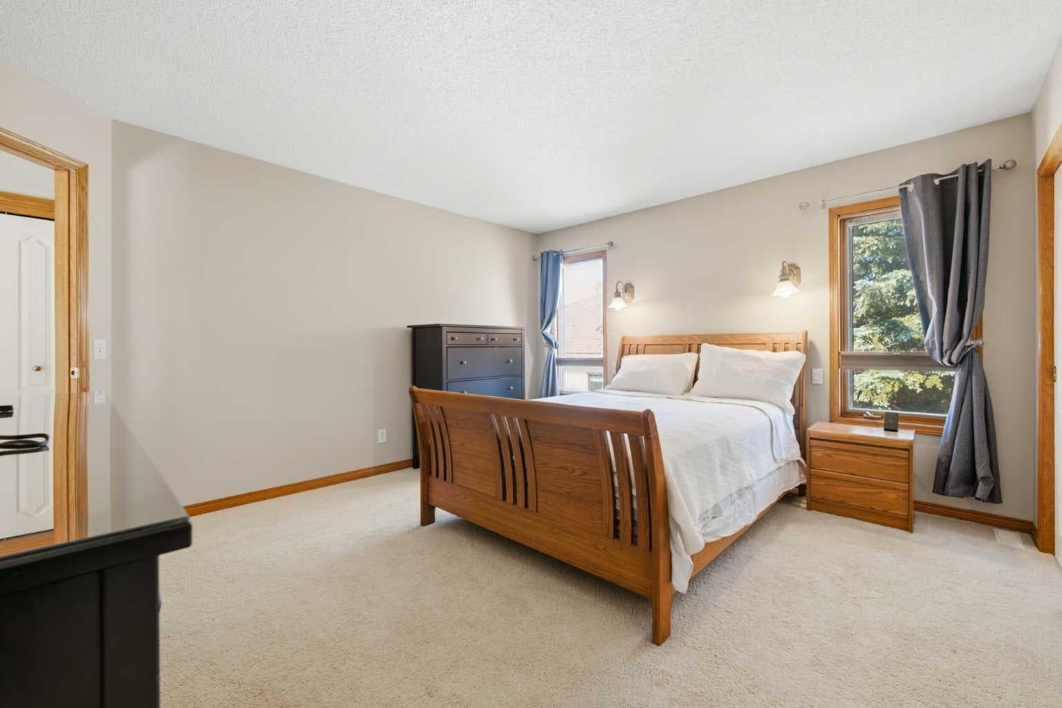 71 Woodpark Close SW