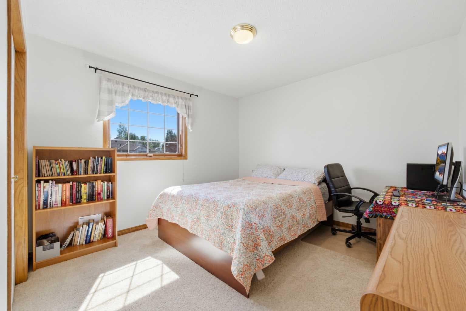 71 Woodpark Close SW