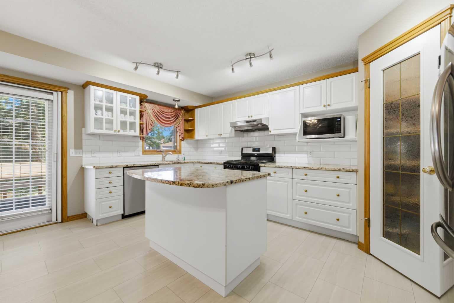 71 Woodpark Close SW