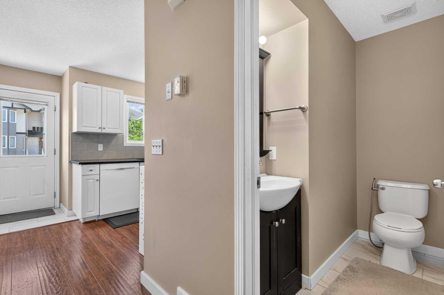 118 Royal Birch Villas NW