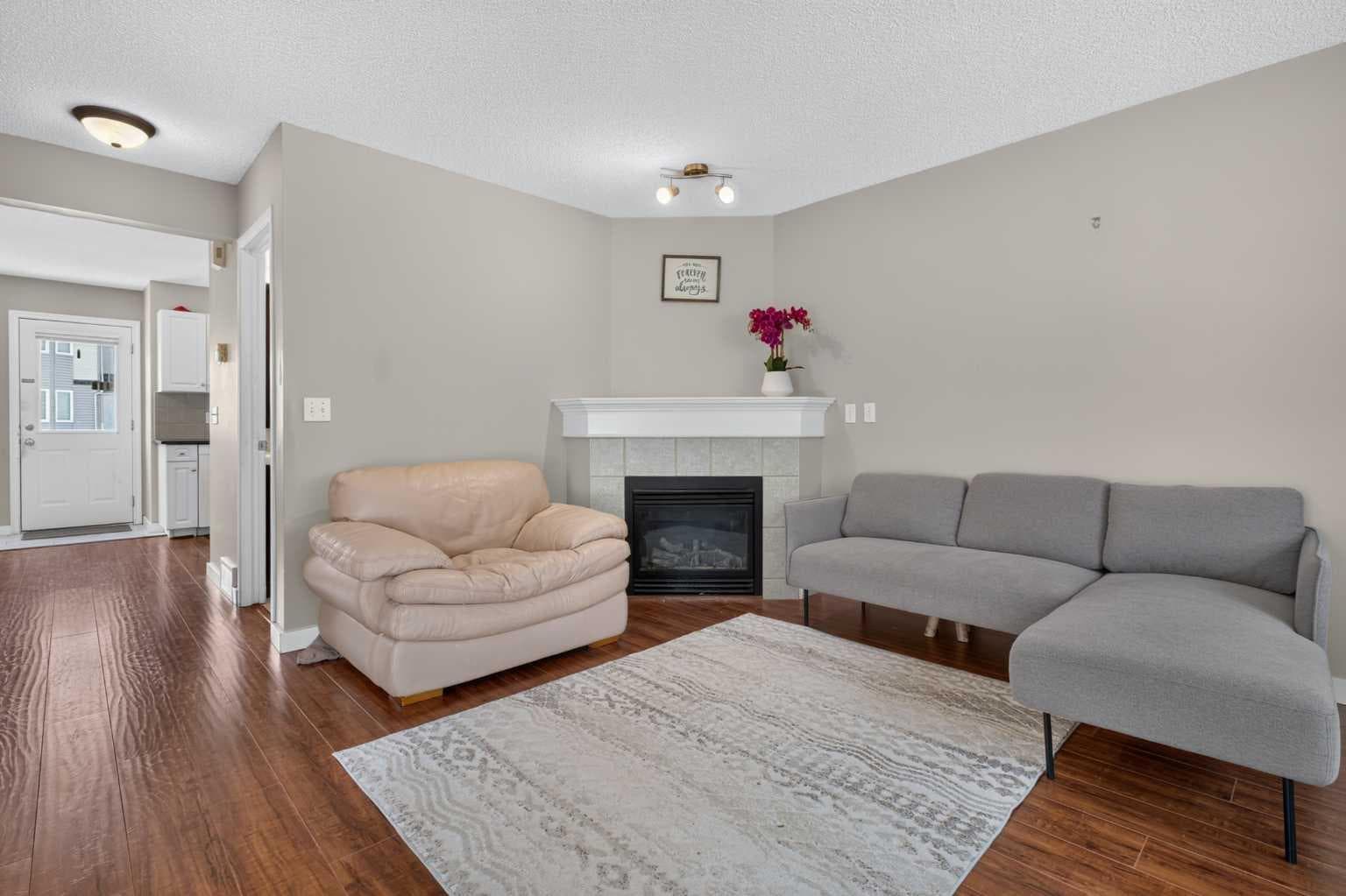118 Royal Birch Villas NW