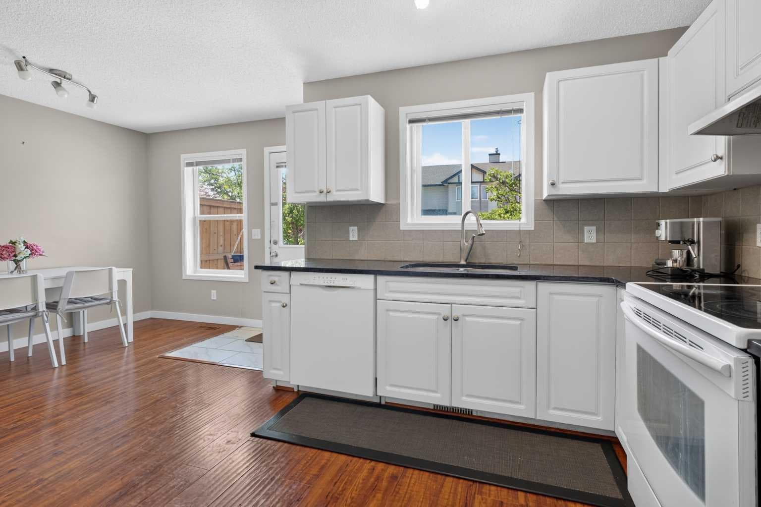 118 Royal Birch Villas NW