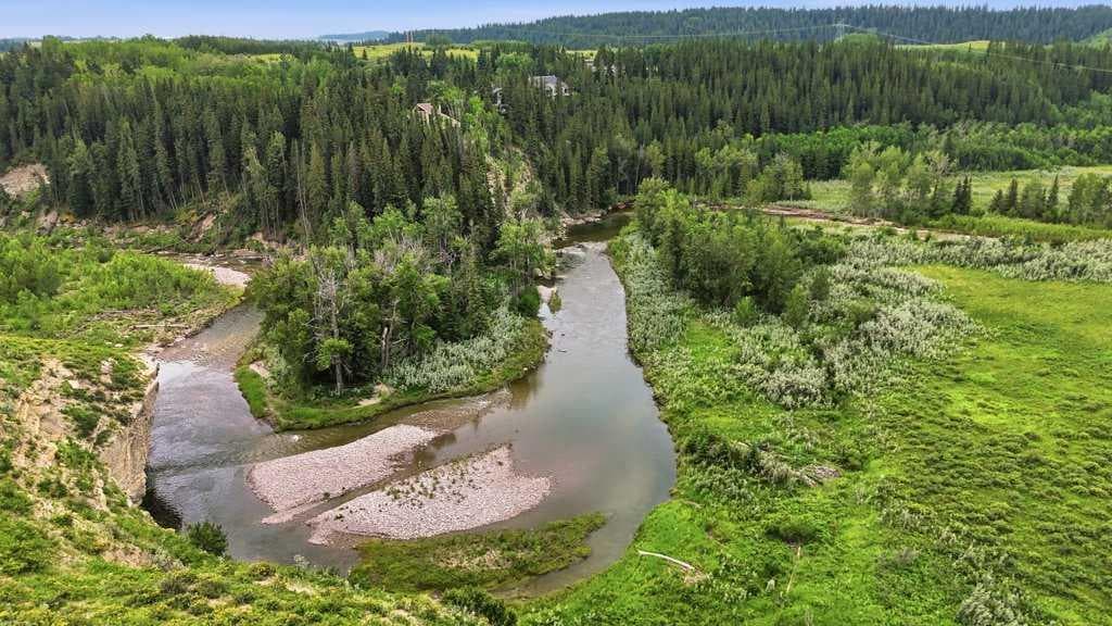 27 Jumping Pound Terrace 