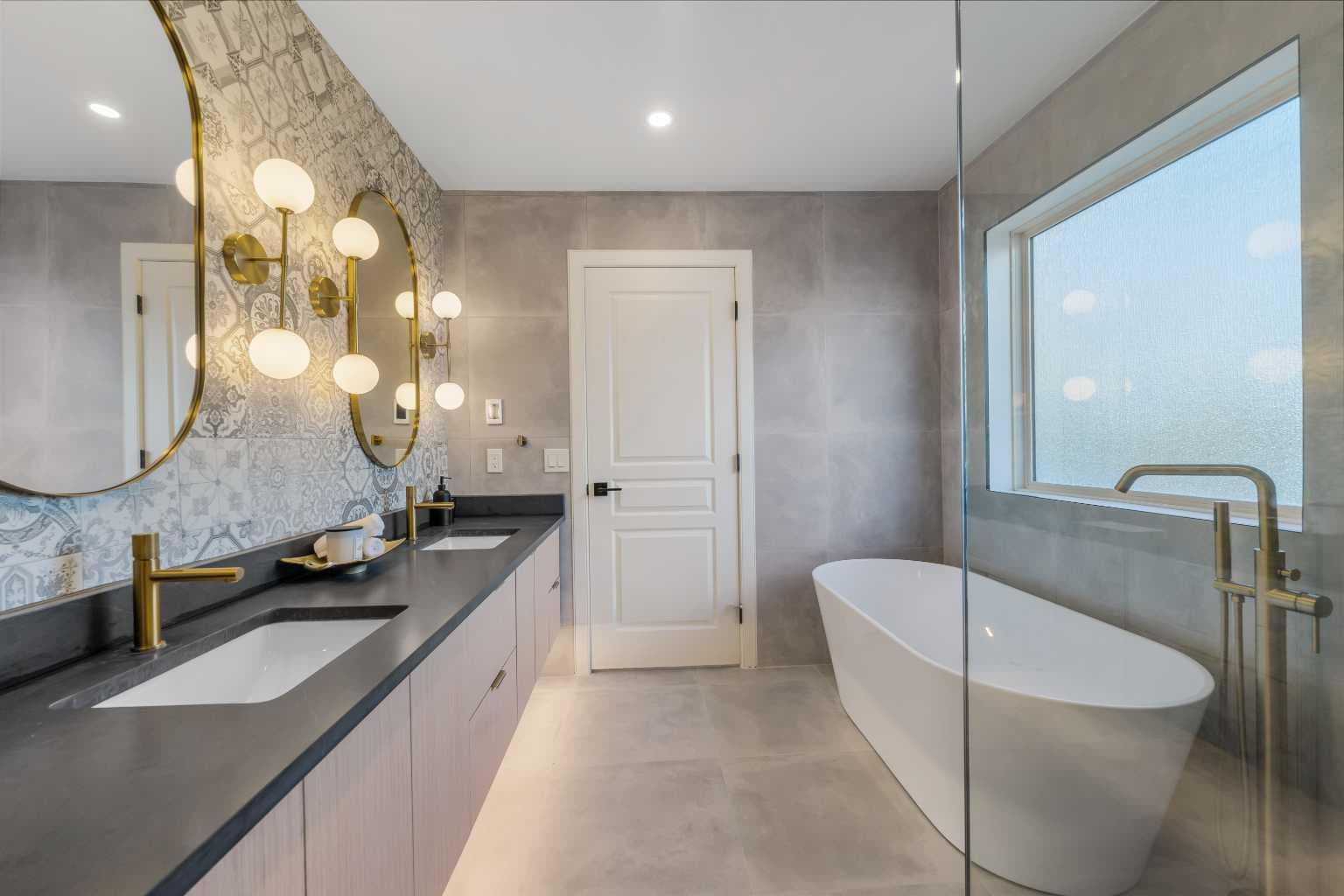 125 Discovery Place SW