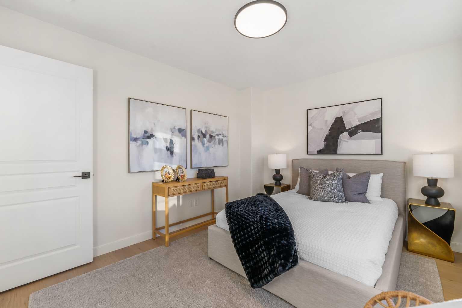 125 Discovery Place SW