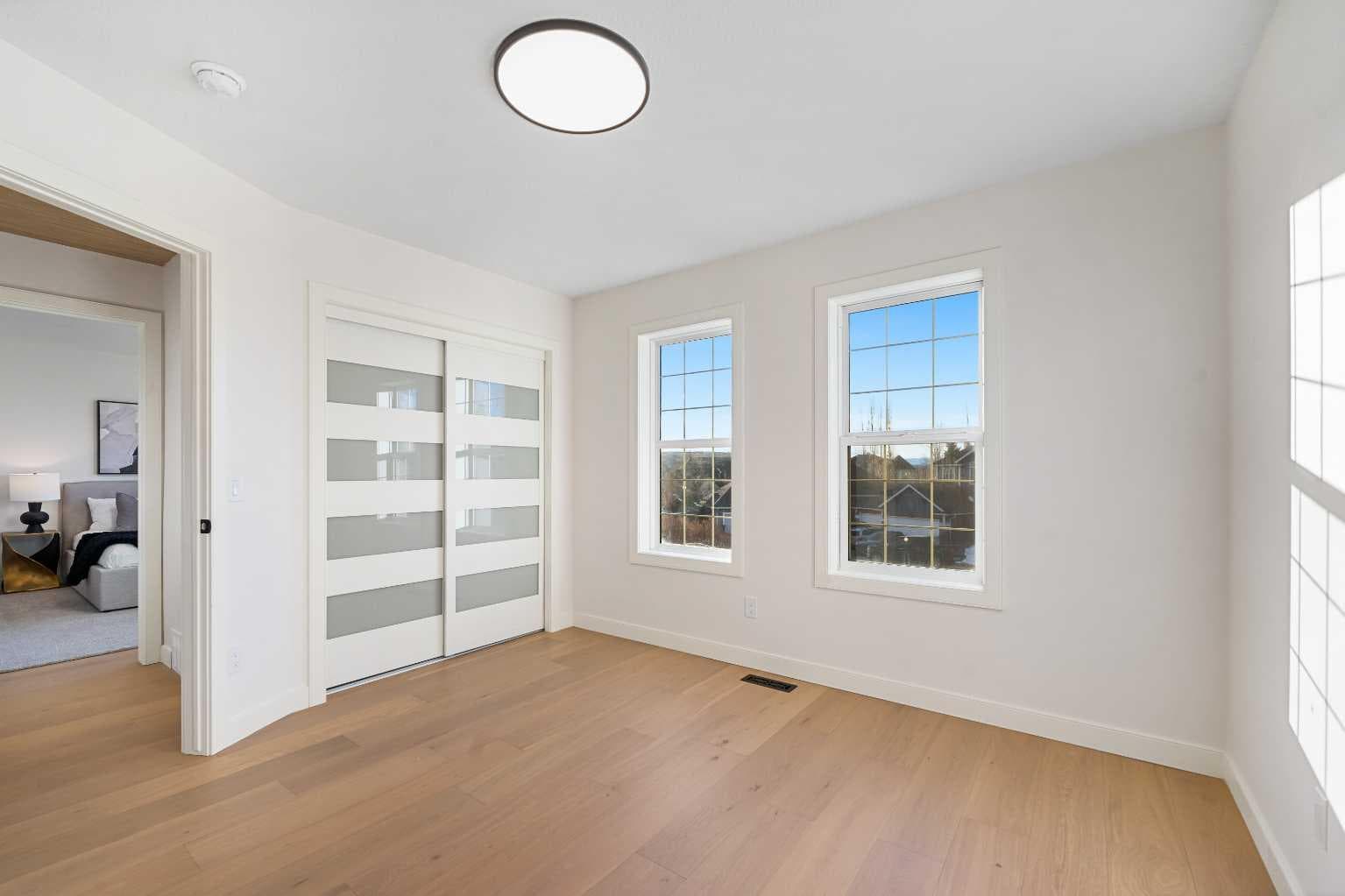 125 Discovery Place SW