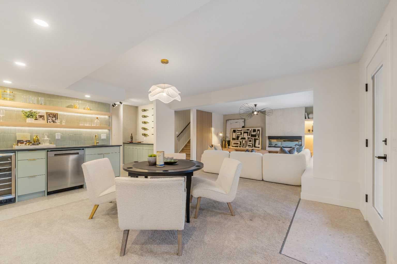 125 Discovery Place SW