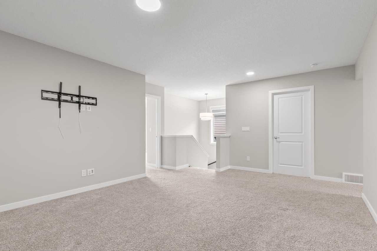 109 Mallard Grove SE