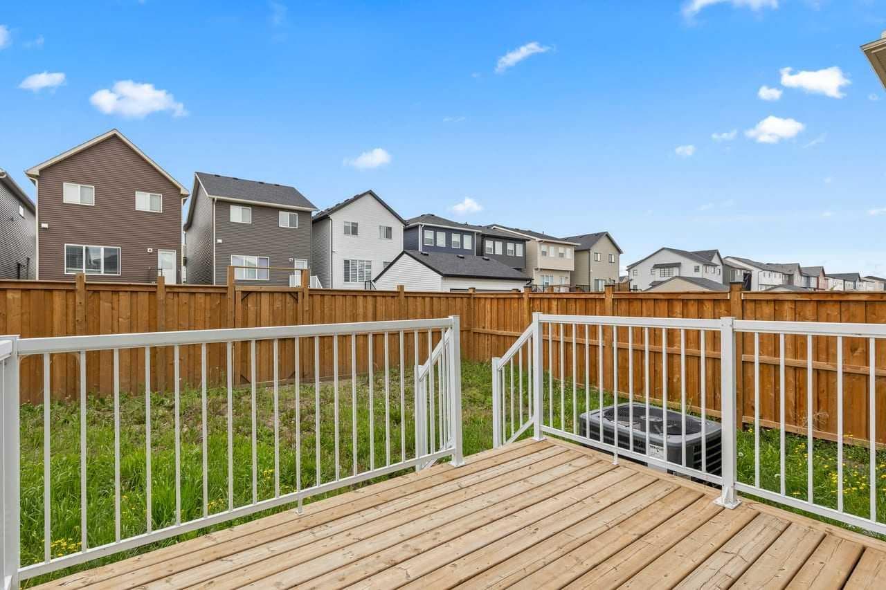 109 Mallard Grove SE