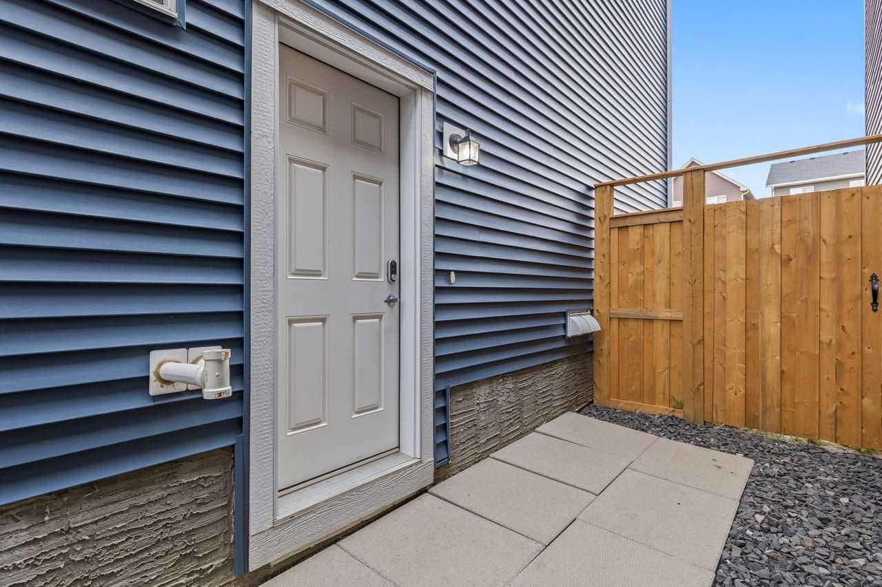 109 Mallard Grove SE