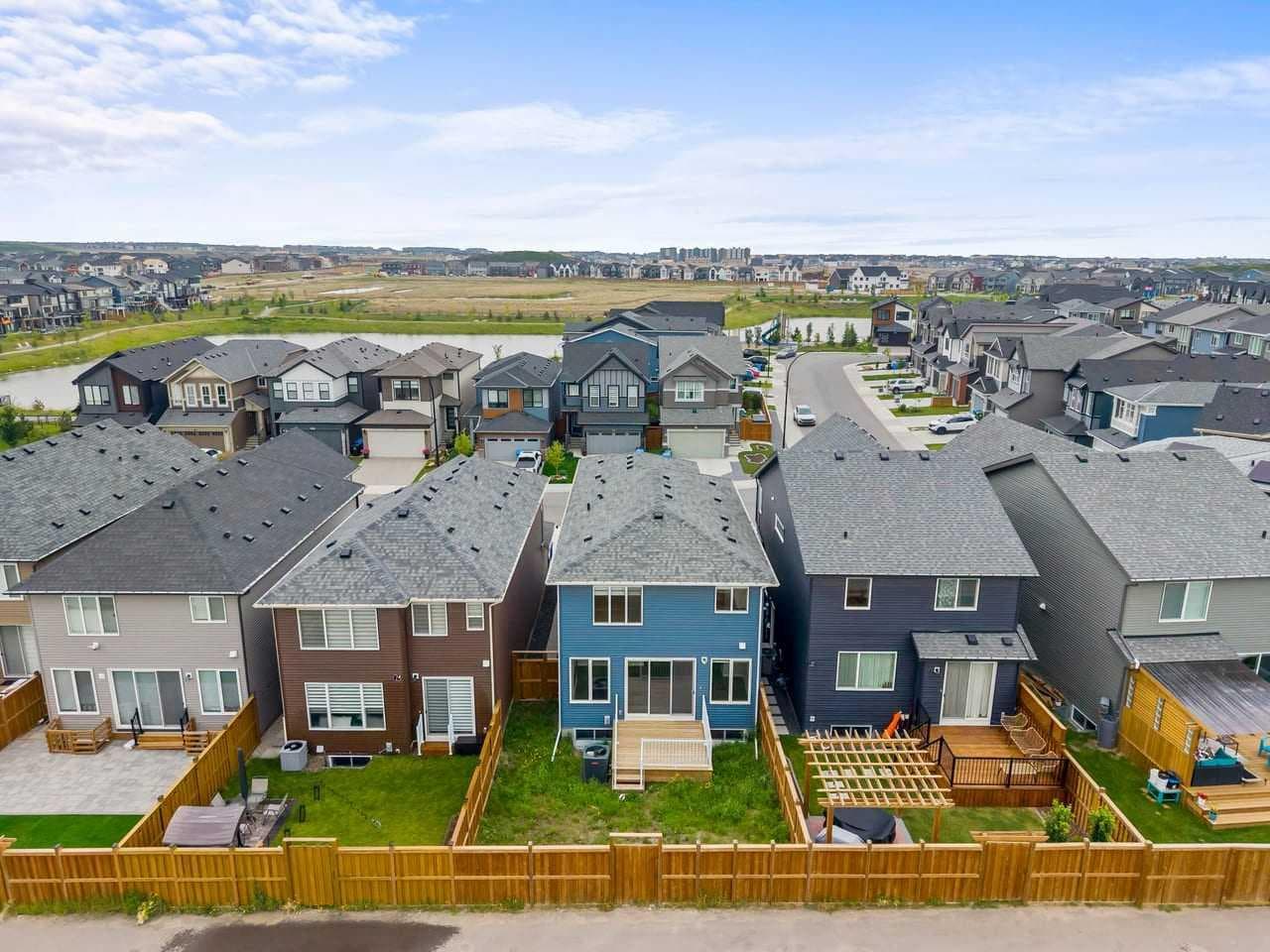 109 Mallard Grove SE