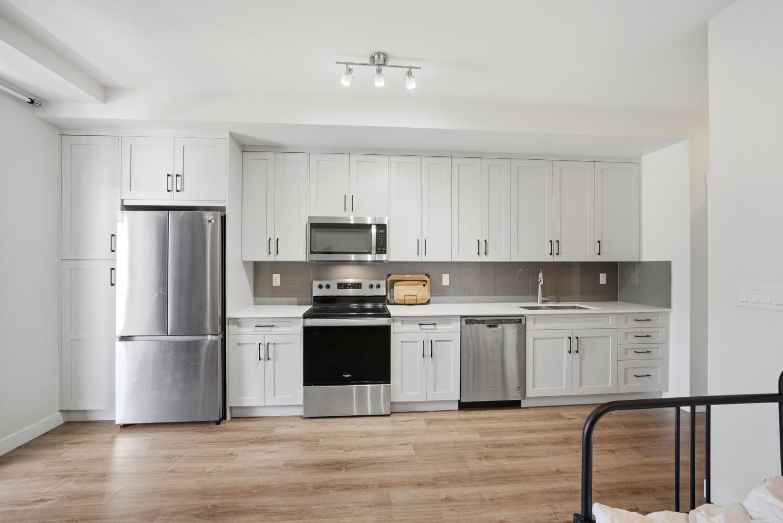 315, 10 Sage Hill  NW