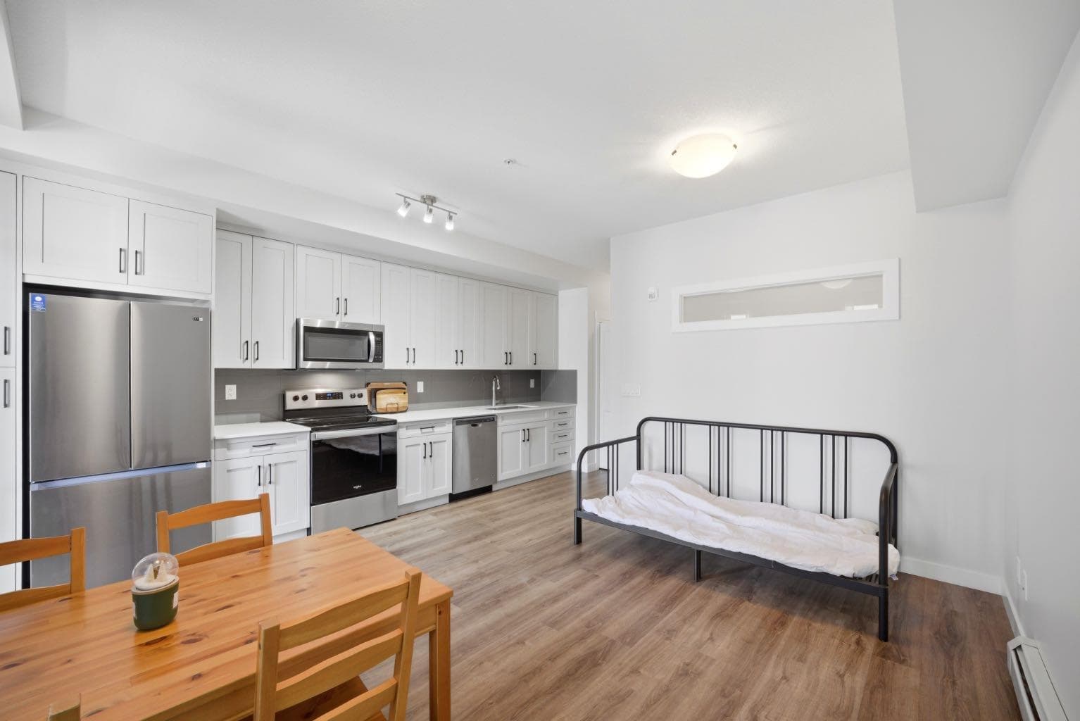 315, 10 Sage Hill  NW