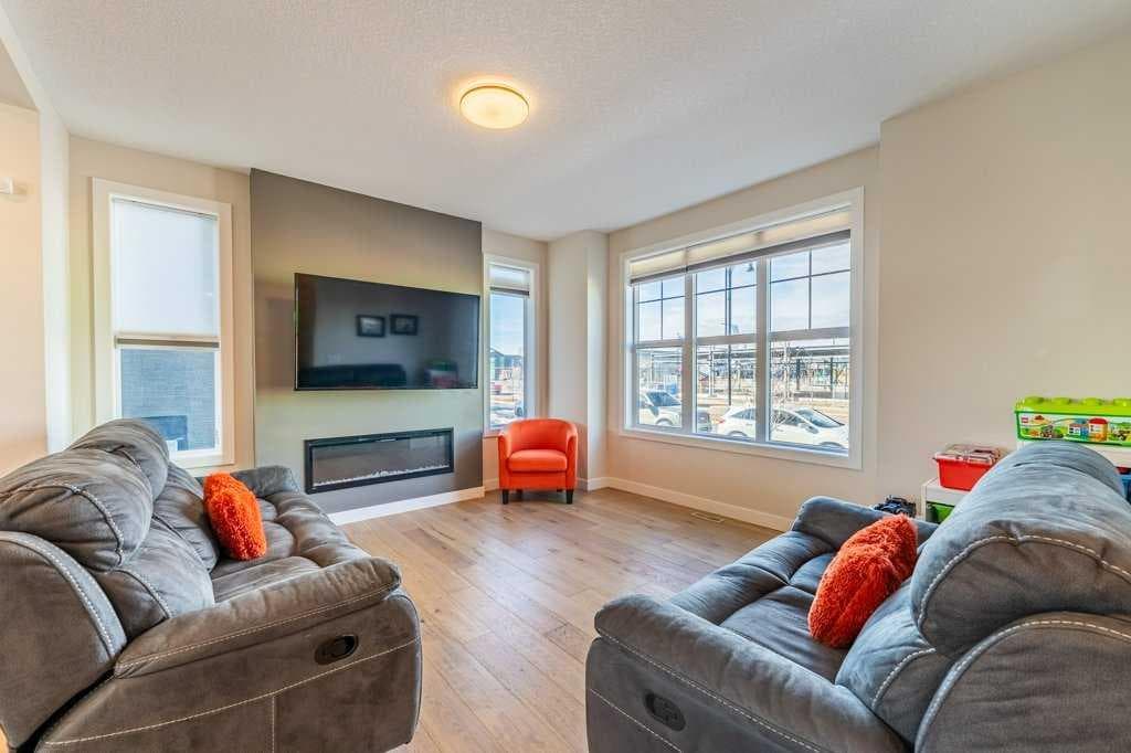 153 Waterford Boulevard 