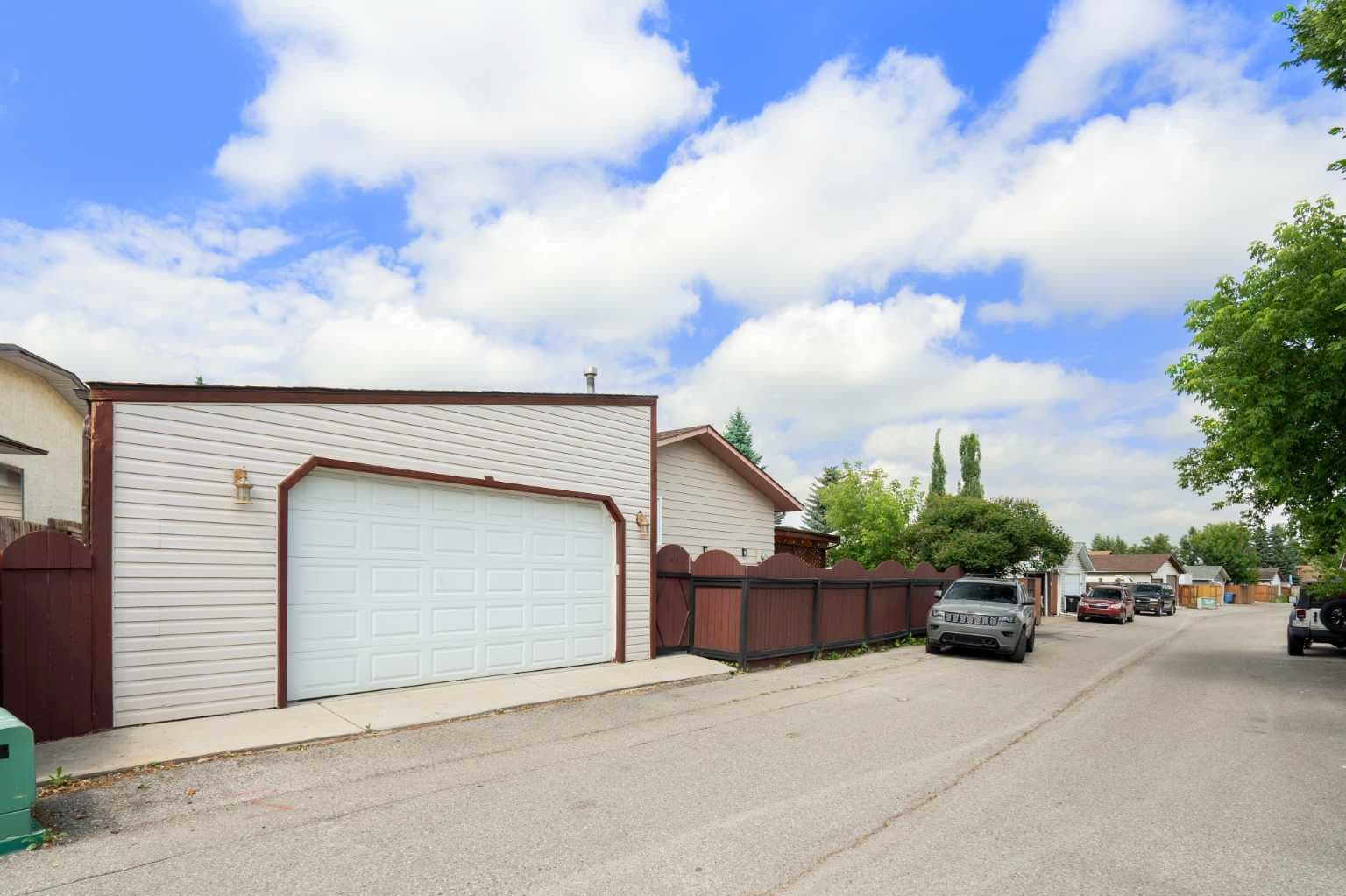 48 Deermont Way SE