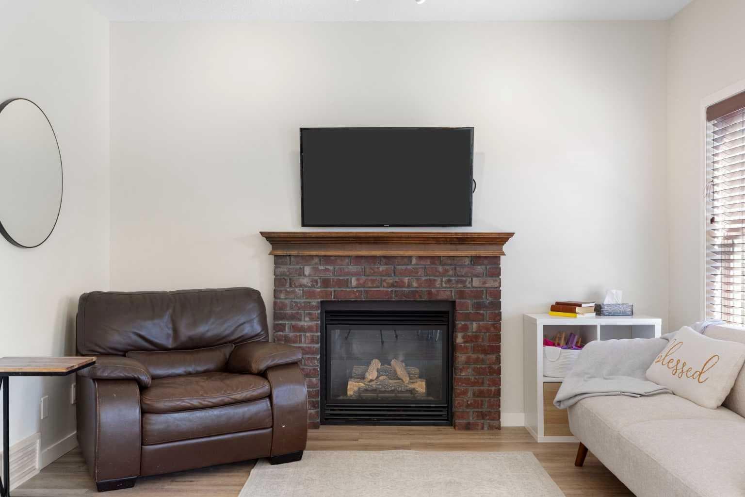 590 Coopers Drive SW
