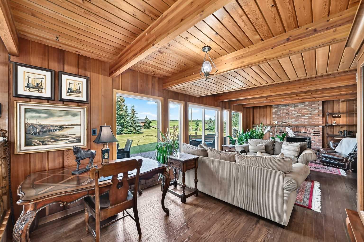 261136 Range Road 33  