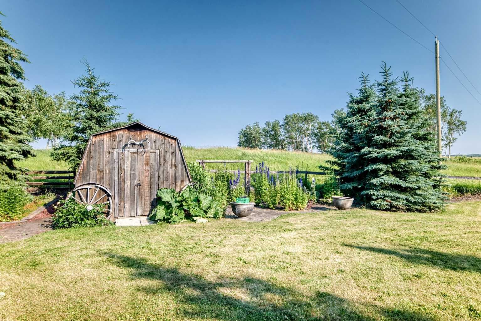 261136 Range Road 33  