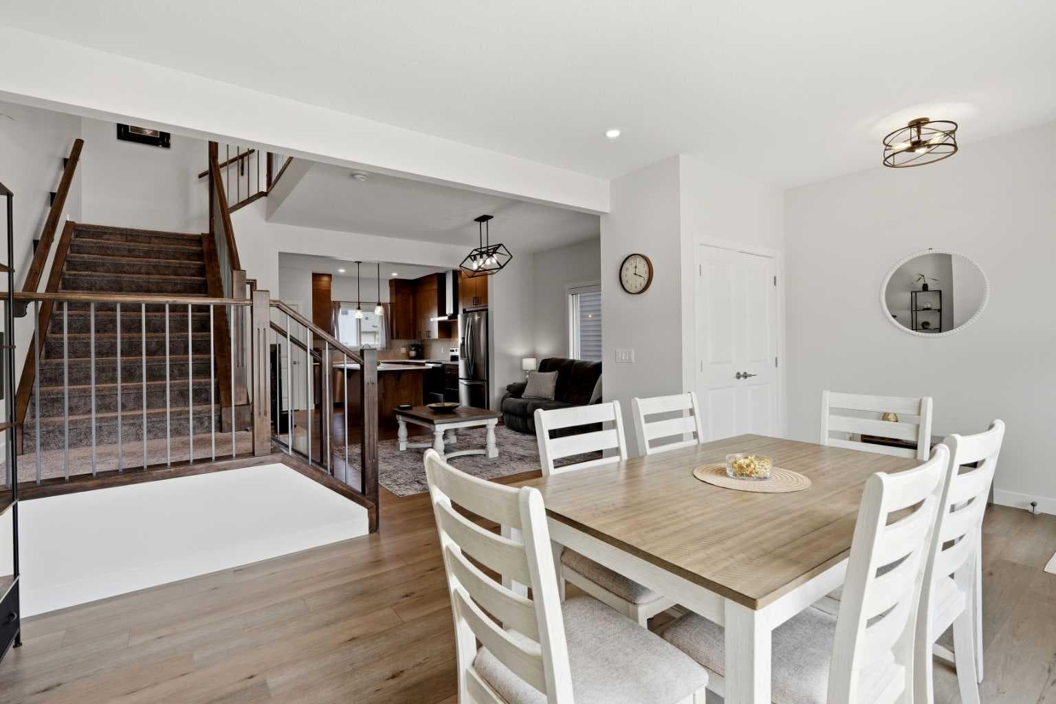 52 Emberside Grove 