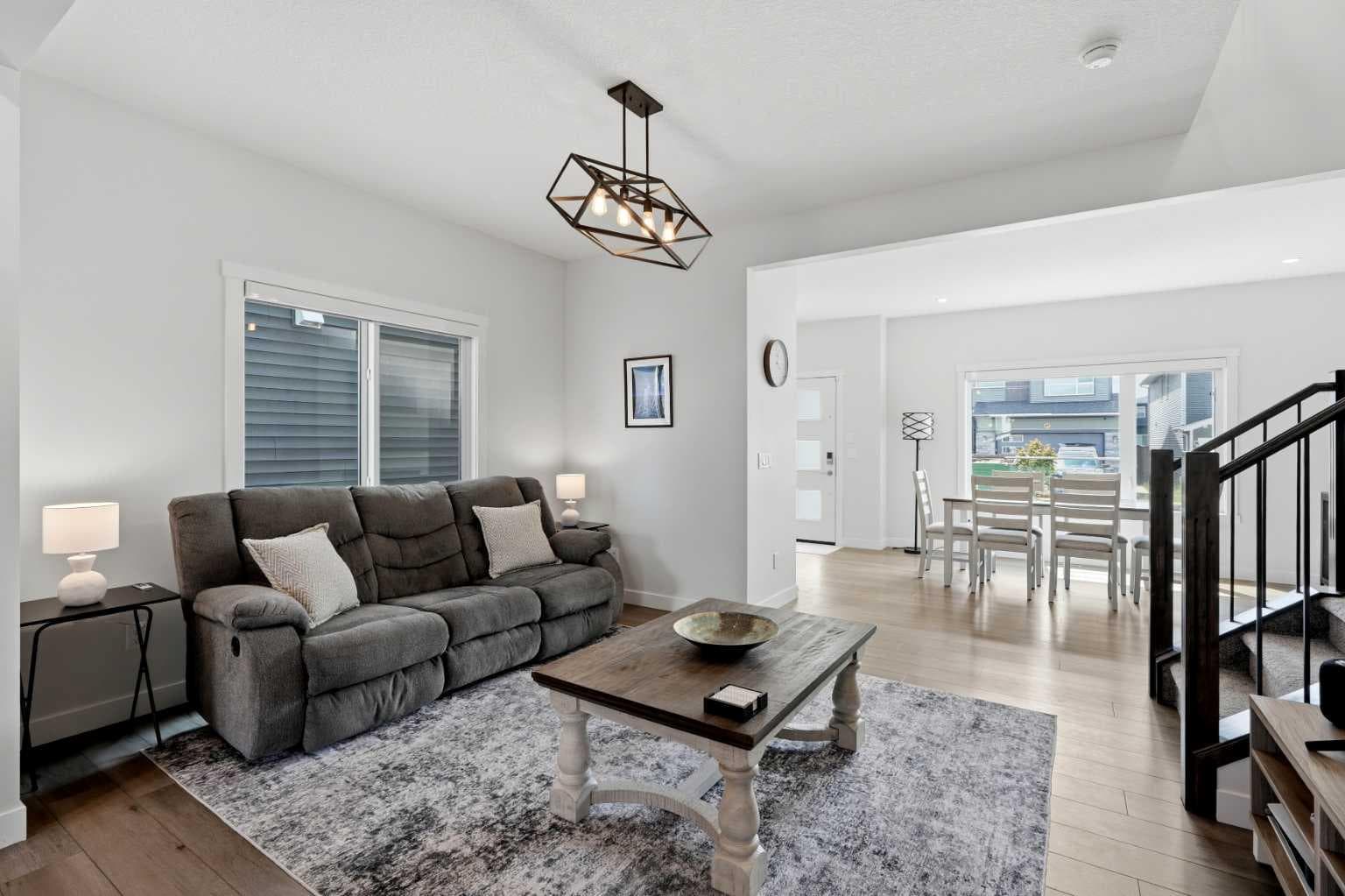 52 Emberside Grove 