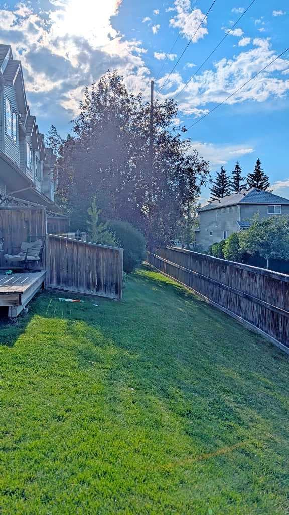 12 Shawbrooke Court SW