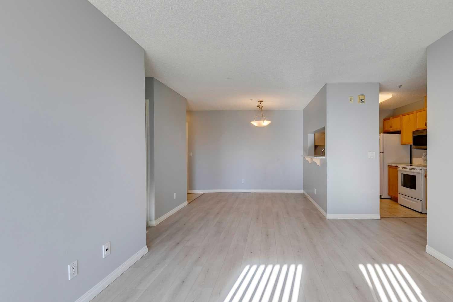 119, 2022 Canyon Meadows Drive SE