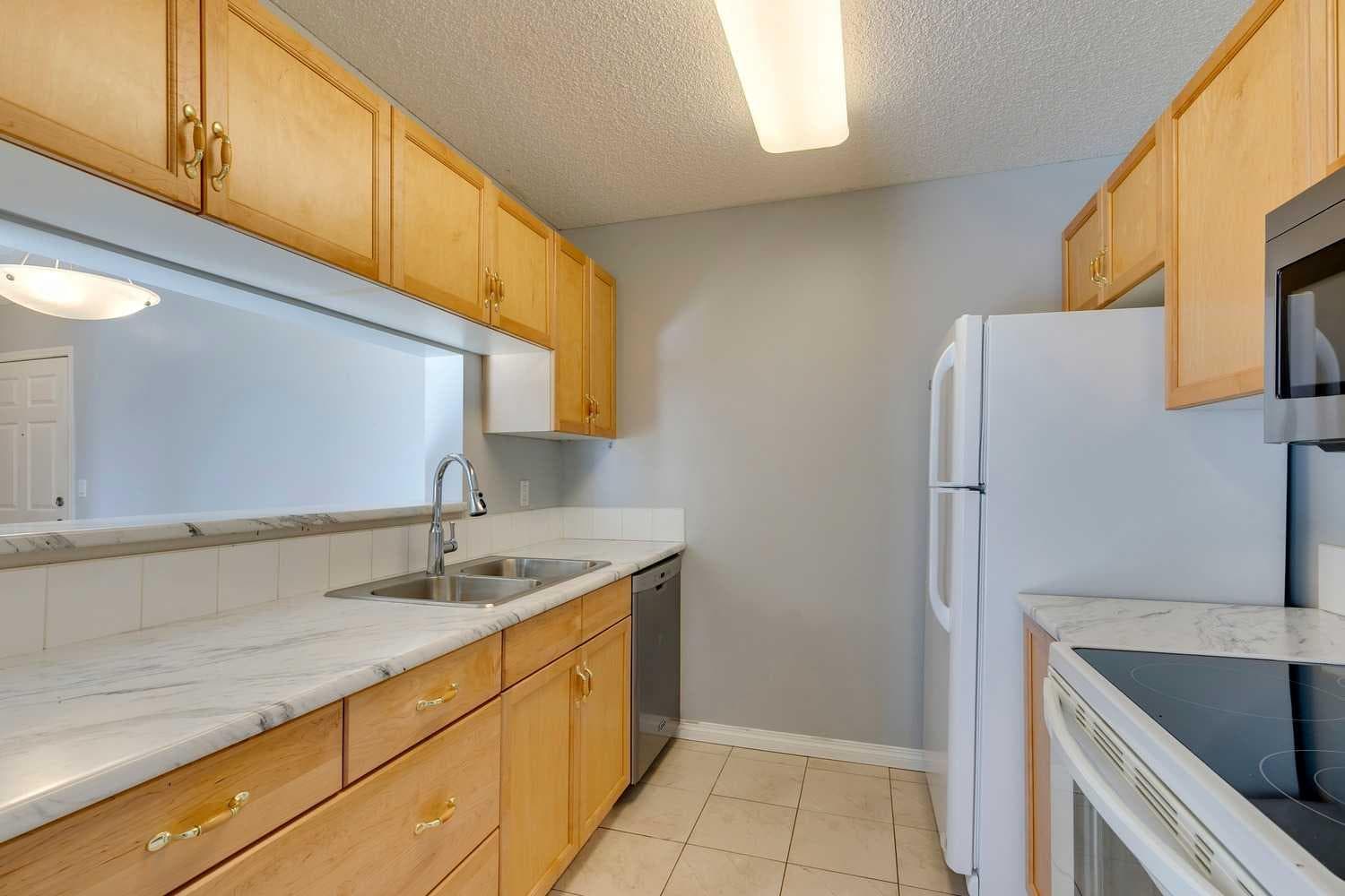 119, 2022 Canyon Meadows Drive SE