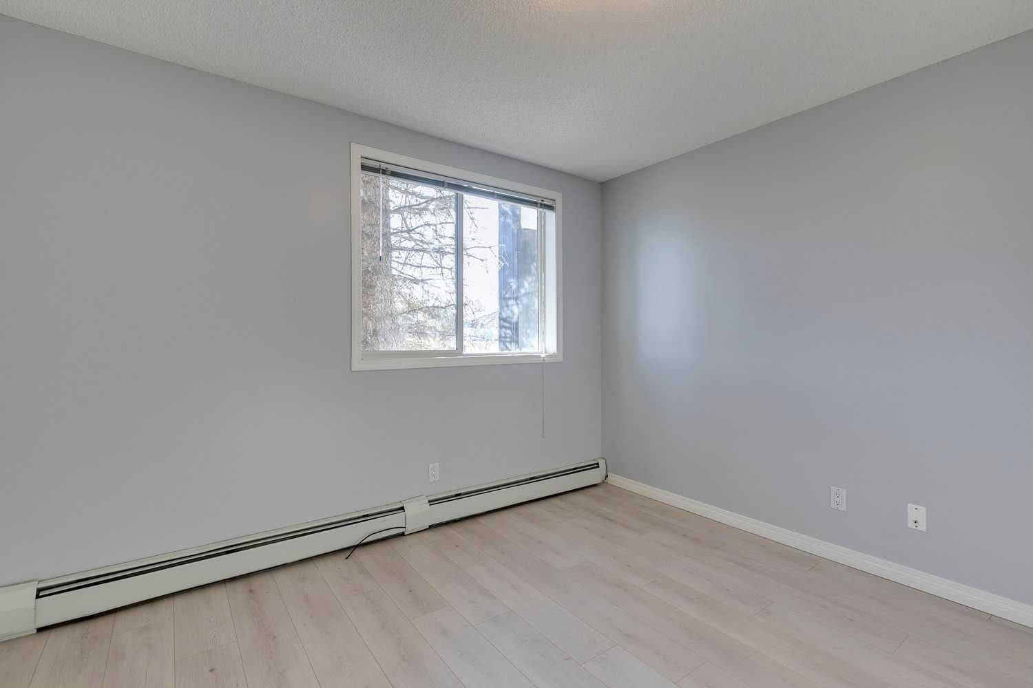 119, 2022 Canyon Meadows Drive SE