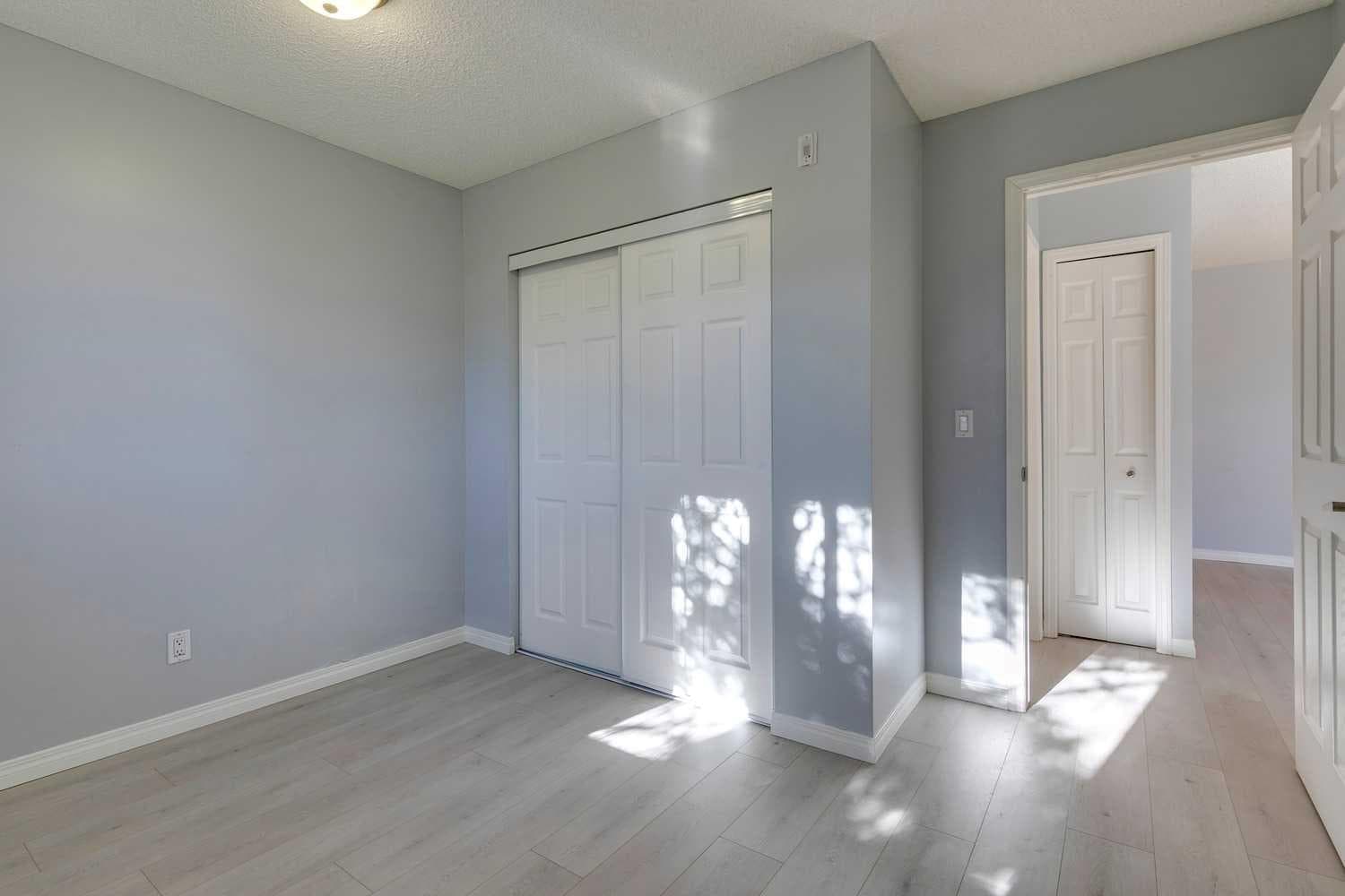 119, 2022 Canyon Meadows Drive SE