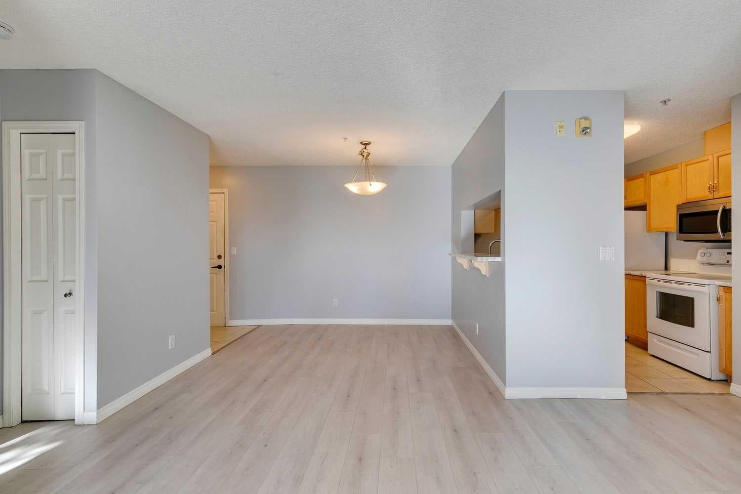 119, 2022 Canyon Meadows Drive SE