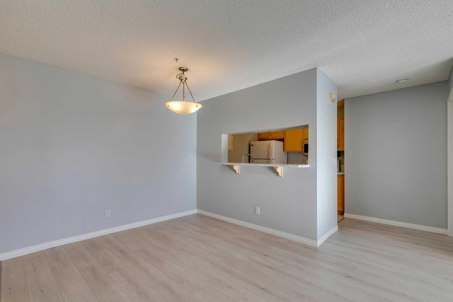 119, 2022 Canyon Meadows Drive SE