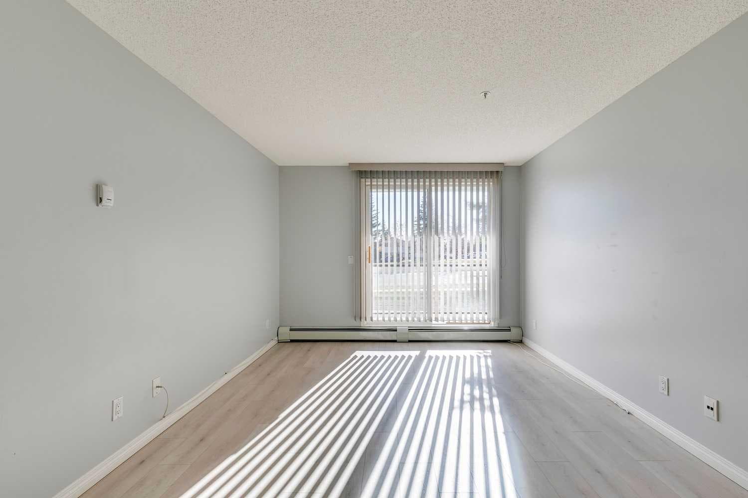 119, 2022 Canyon Meadows Drive SE