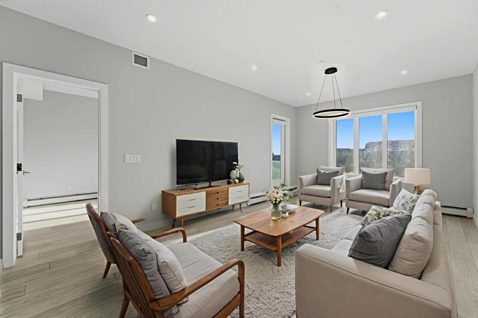 2301, 60 Skyview Ranch Road NE