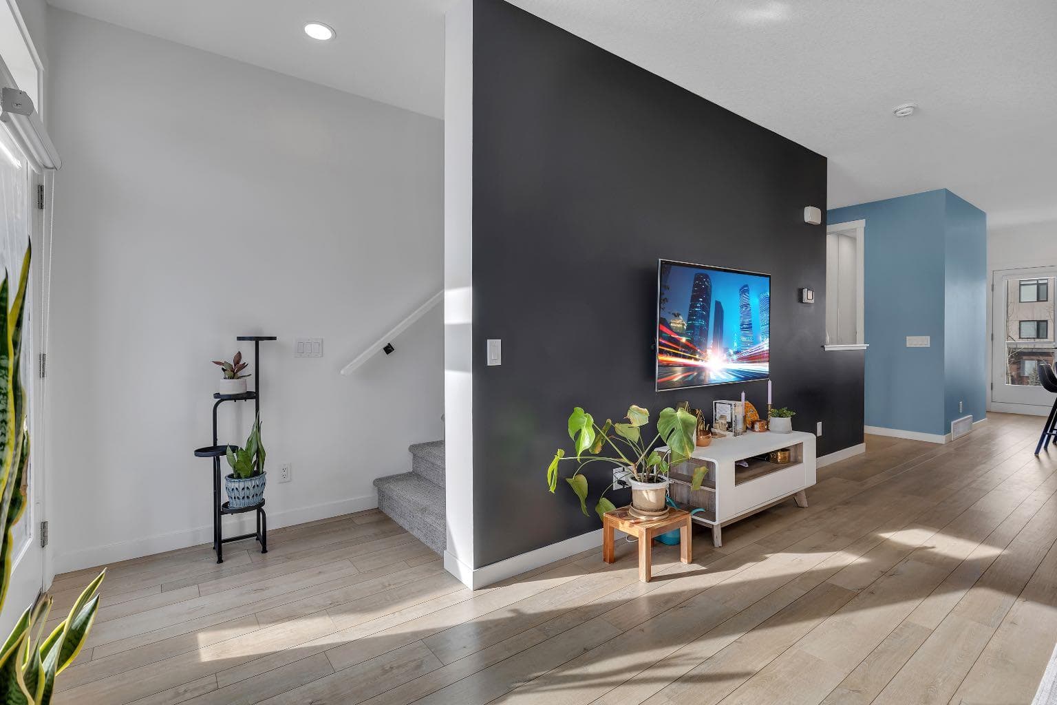 171 Greenbriar Place NW
