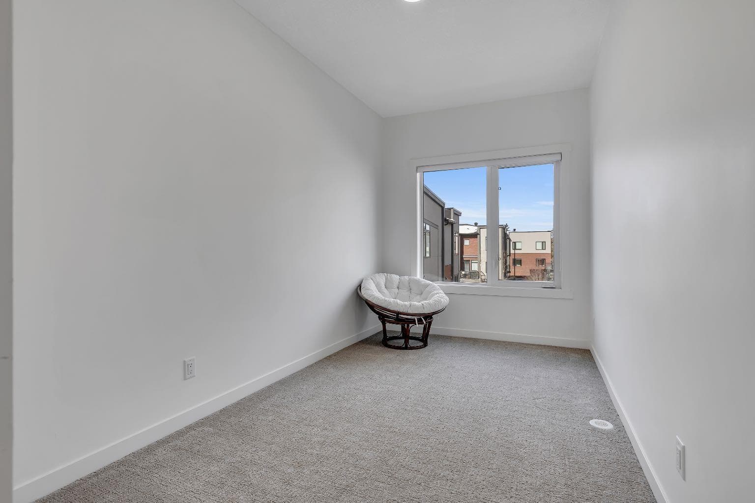171 Greenbriar Place NW