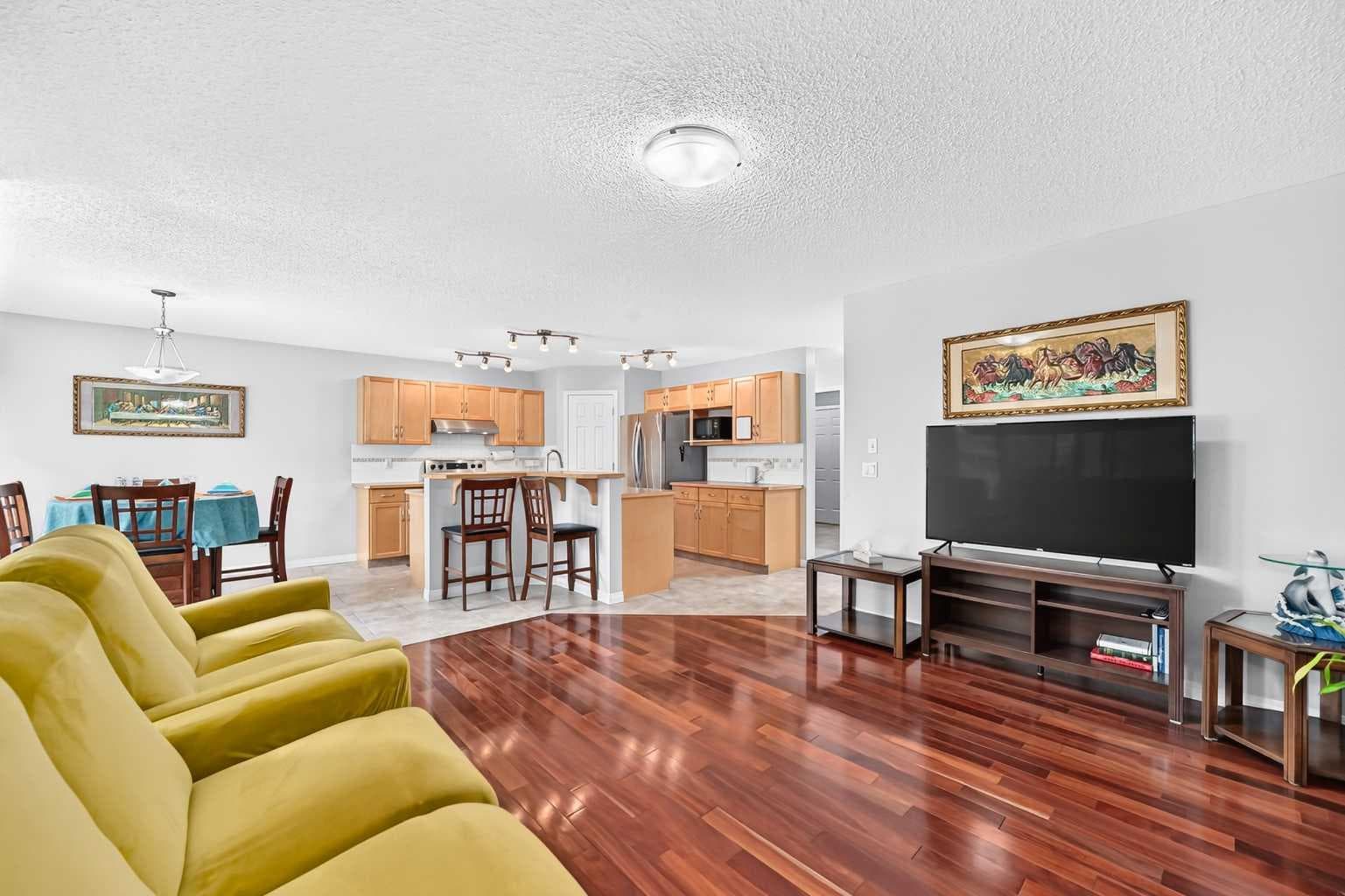 53 Everhollow Park SW