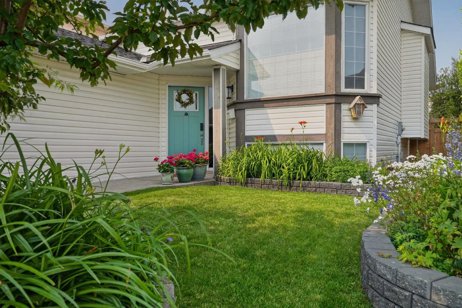 107 Edgevalley Close NW