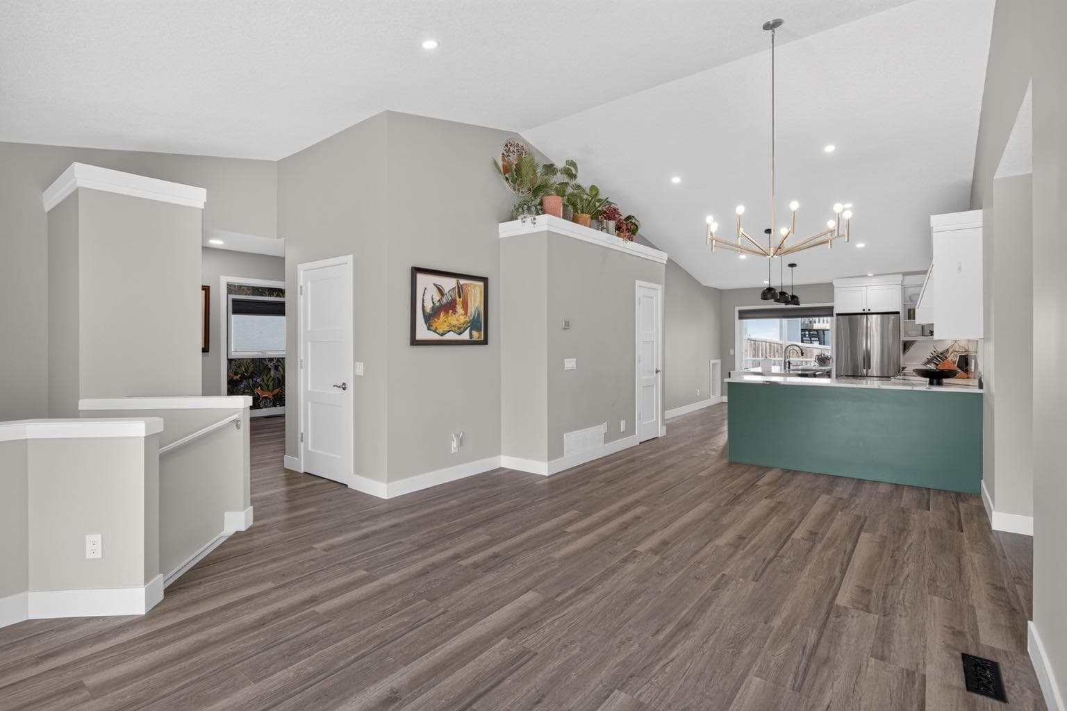 107 Edgevalley Close NW