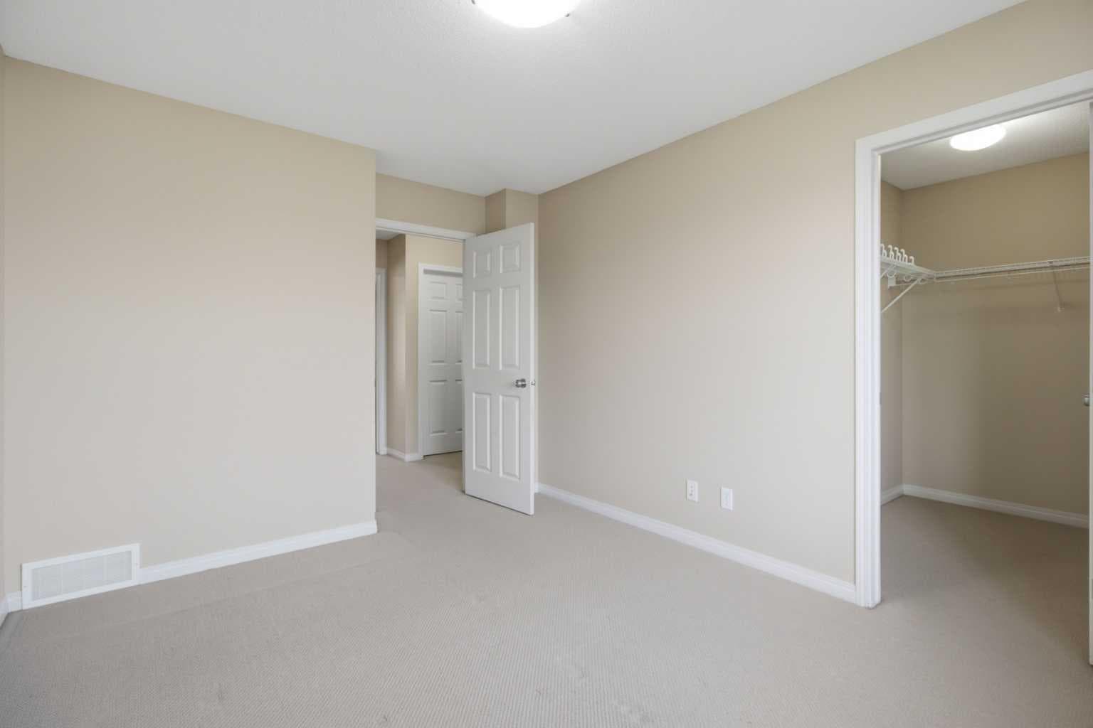 3032 New Brighton Gardens SE