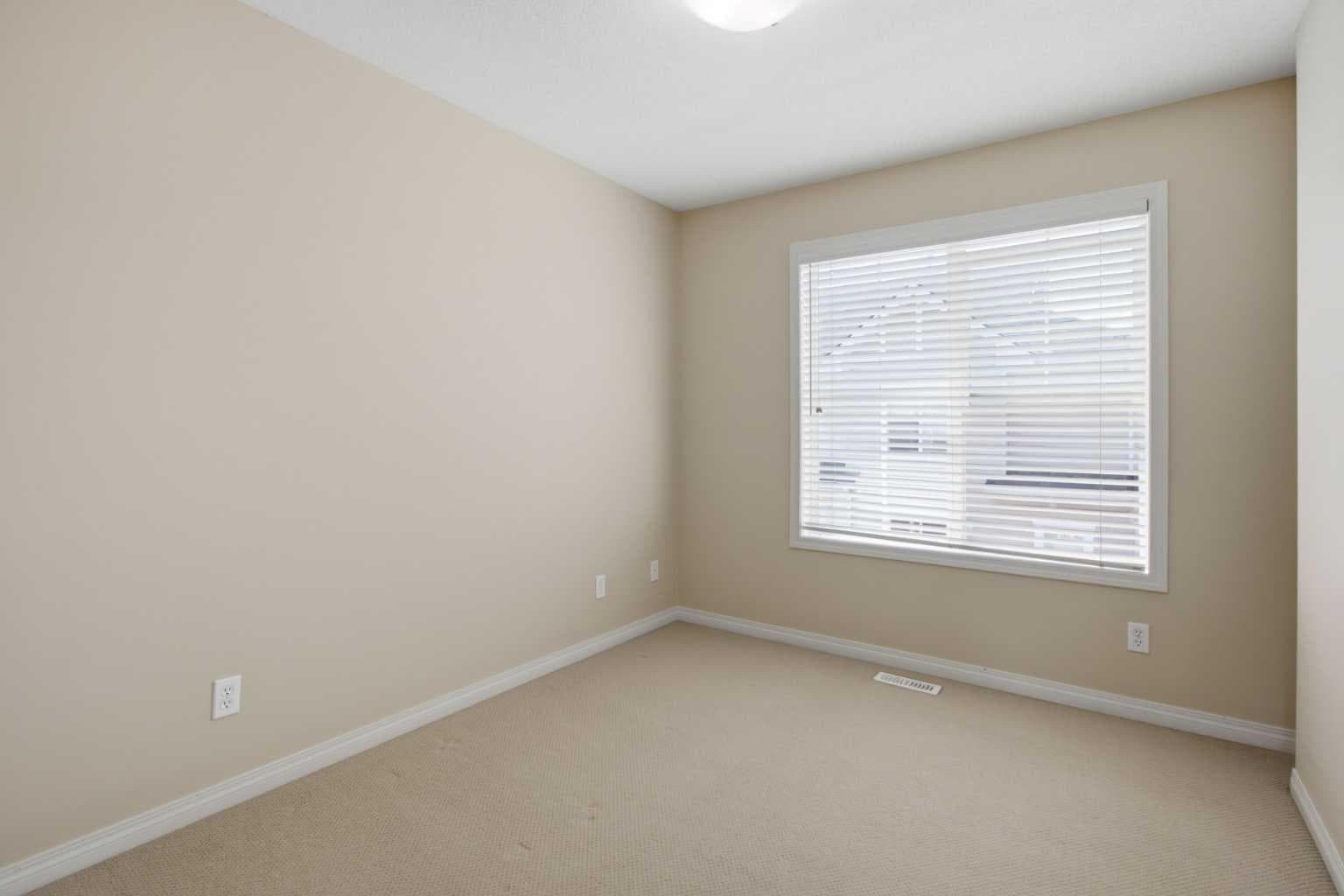 3032 New Brighton Gardens SE