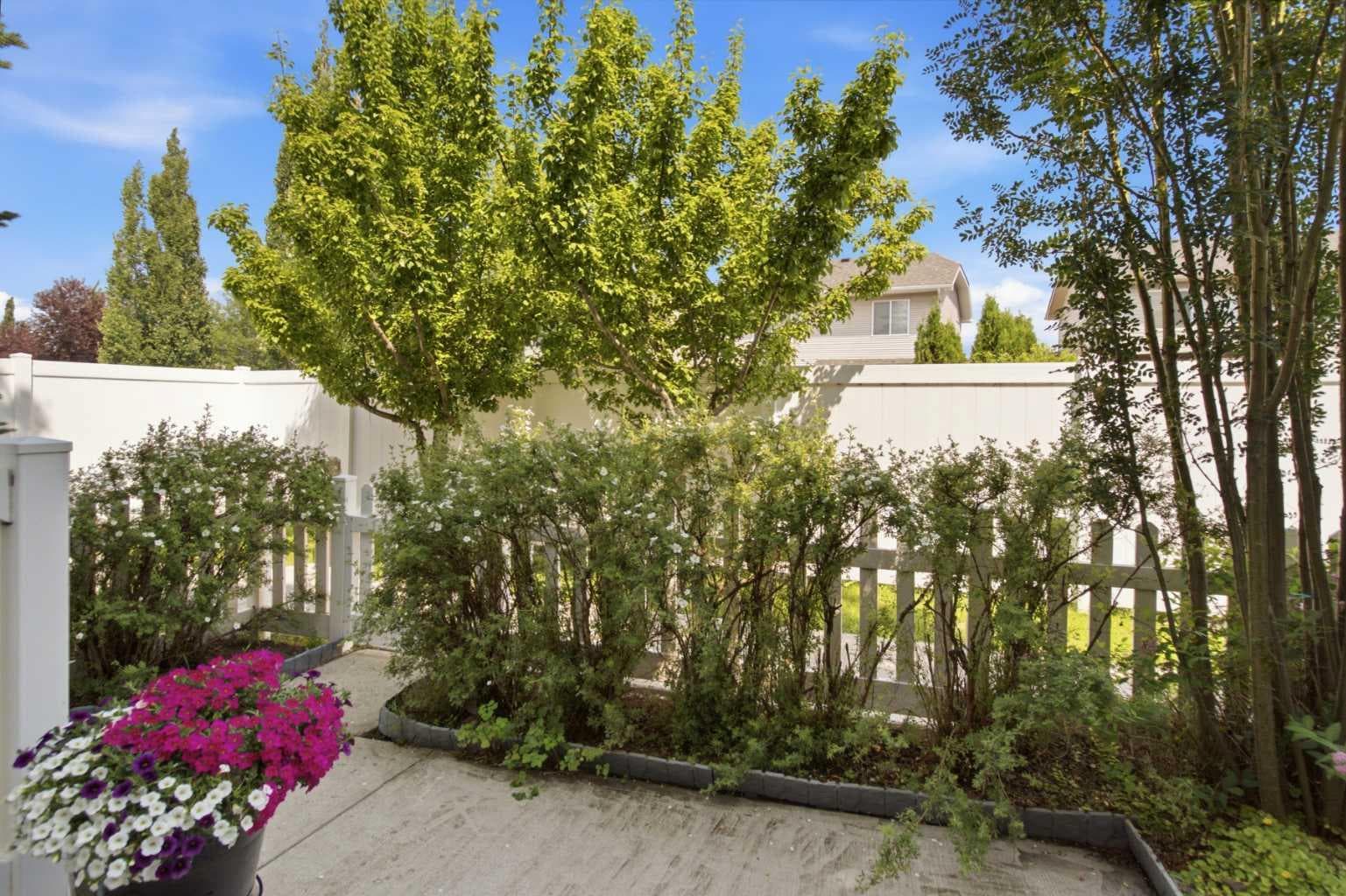 3032 New Brighton Gardens SE
