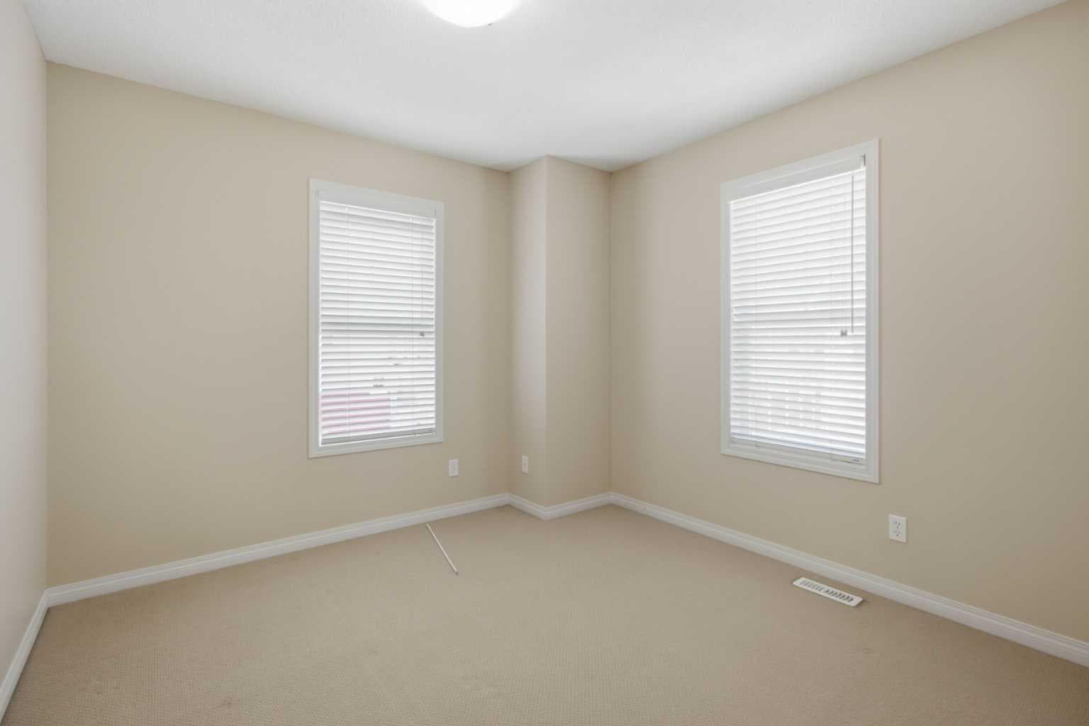 3032 New Brighton Gardens SE