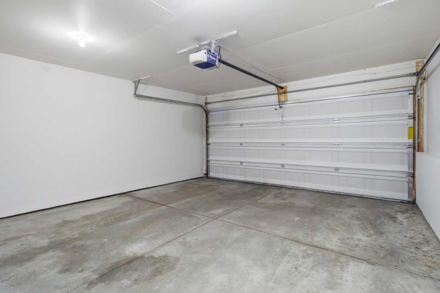 3032 New Brighton Gardens SE