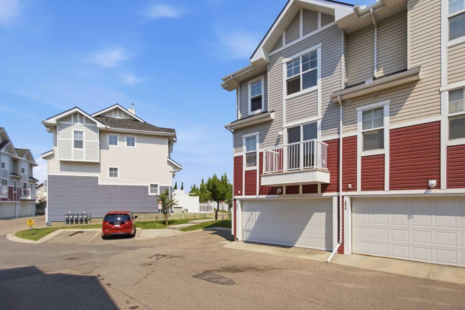 3032 New Brighton Gardens SE