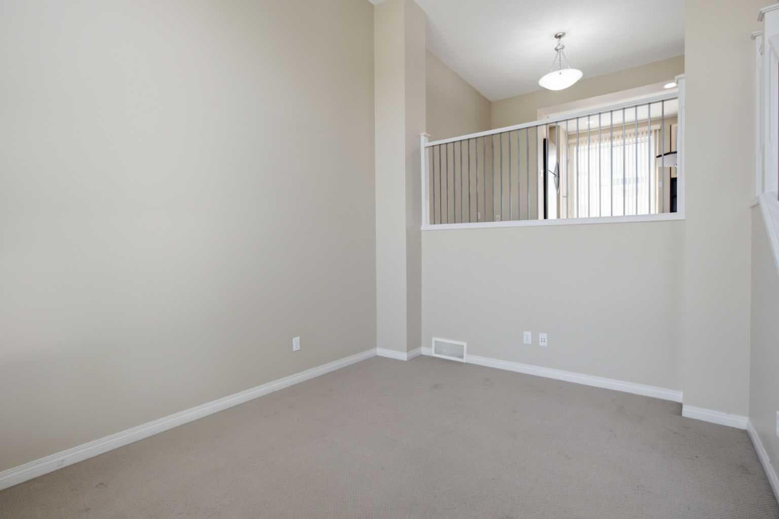 3032 New Brighton Gardens SE