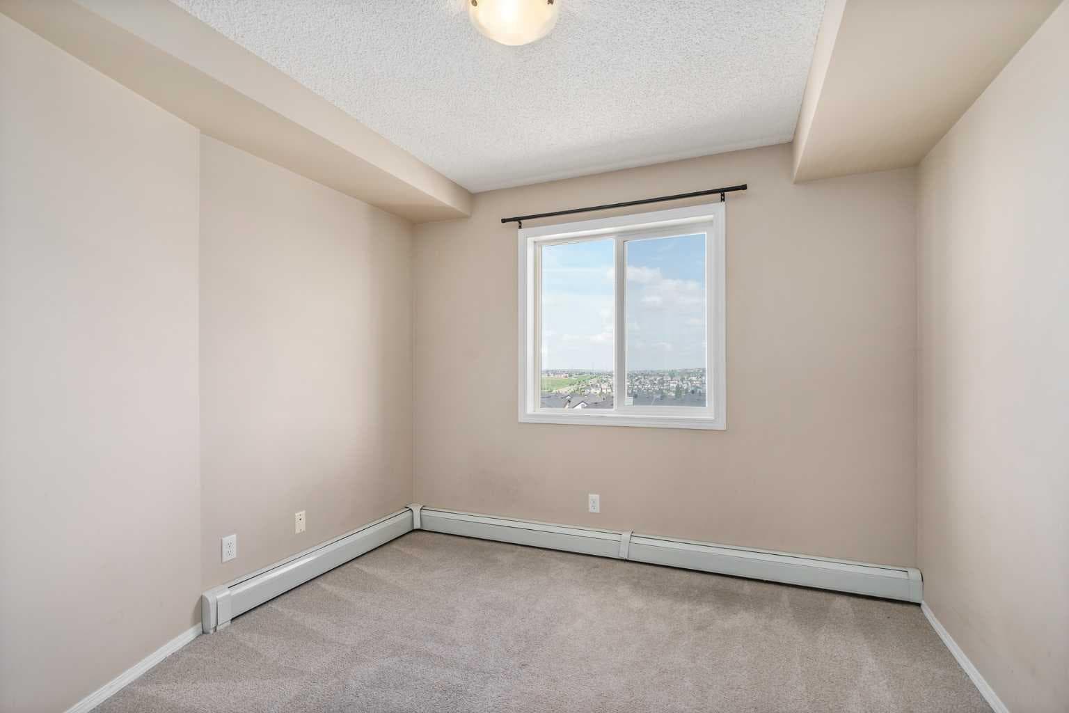 404, 195 Kincora Glen Road NW